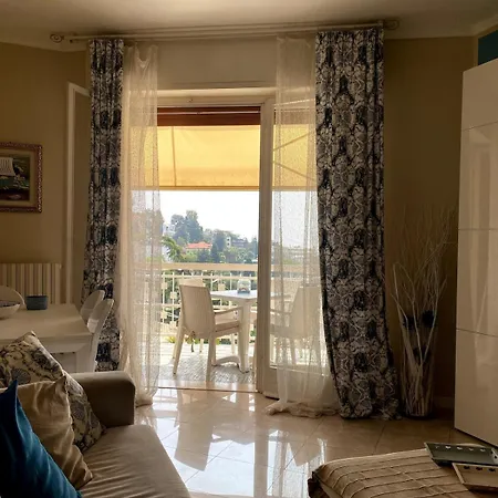 Apartamento De Home, Comfort E Vista Mare